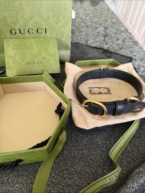 Gucci Black Leather Belt with Gold Oval Hardware